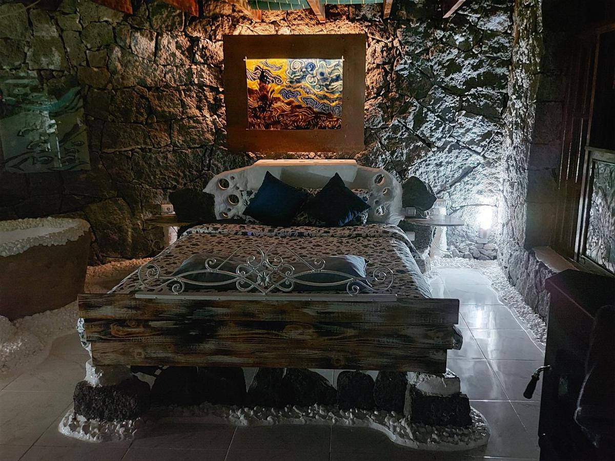 Aloelux Villa ! - Private Villa With Jacuzzi, Cinema ,Massage ,Wonderful View, Art Desing Villa Conil 외부 사진