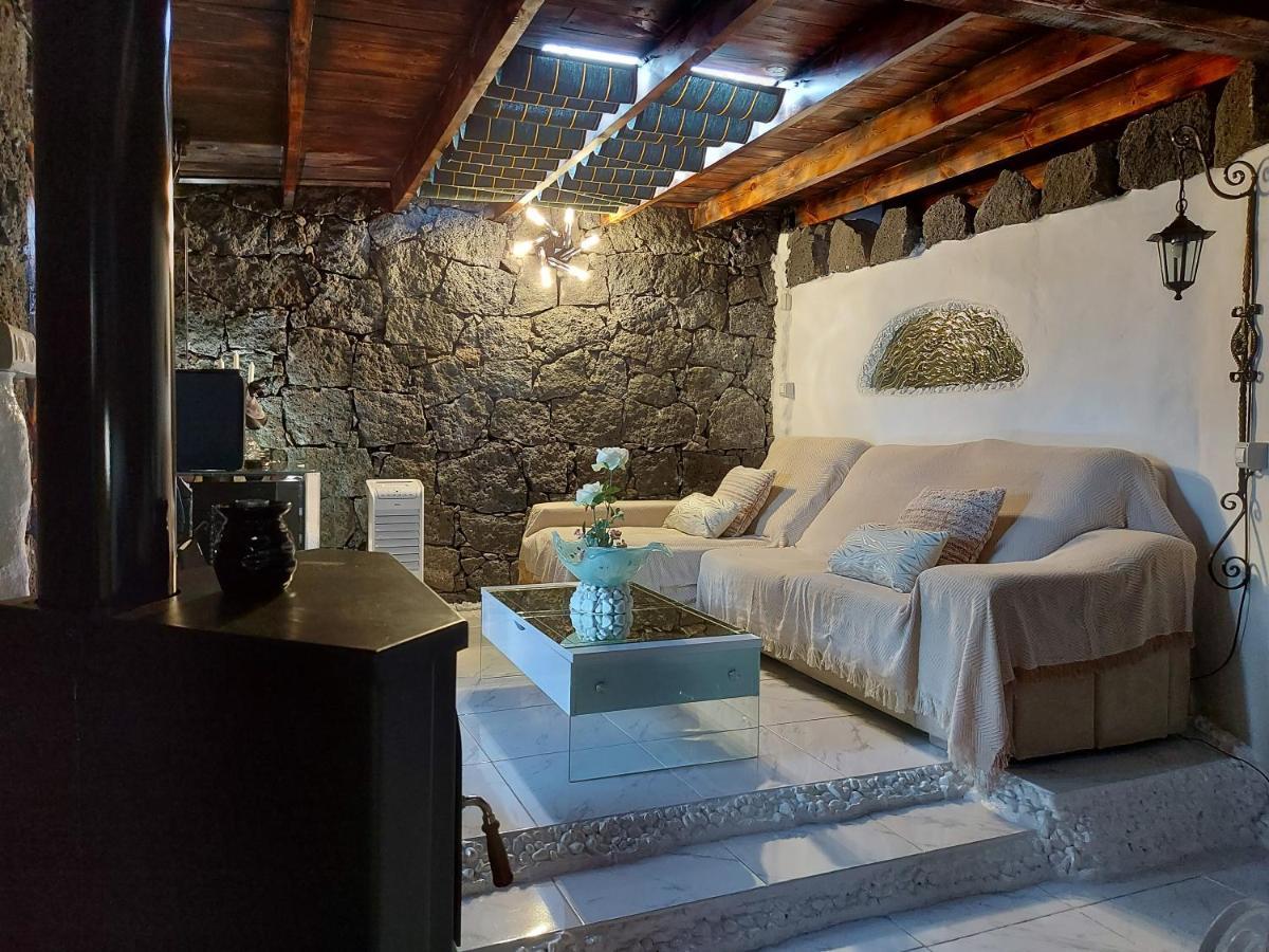 Aloelux Villa ! - Private Villa With Jacuzzi, Cinema ,Massage ,Wonderful View, Art Desing Villa Conil 외부 사진