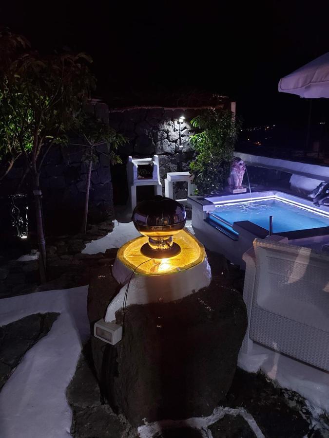 Aloelux Villa ! - Private Villa With Jacuzzi, Cinema ,Massage ,Wonderful View, Art Desing Villa Conil 외부 사진