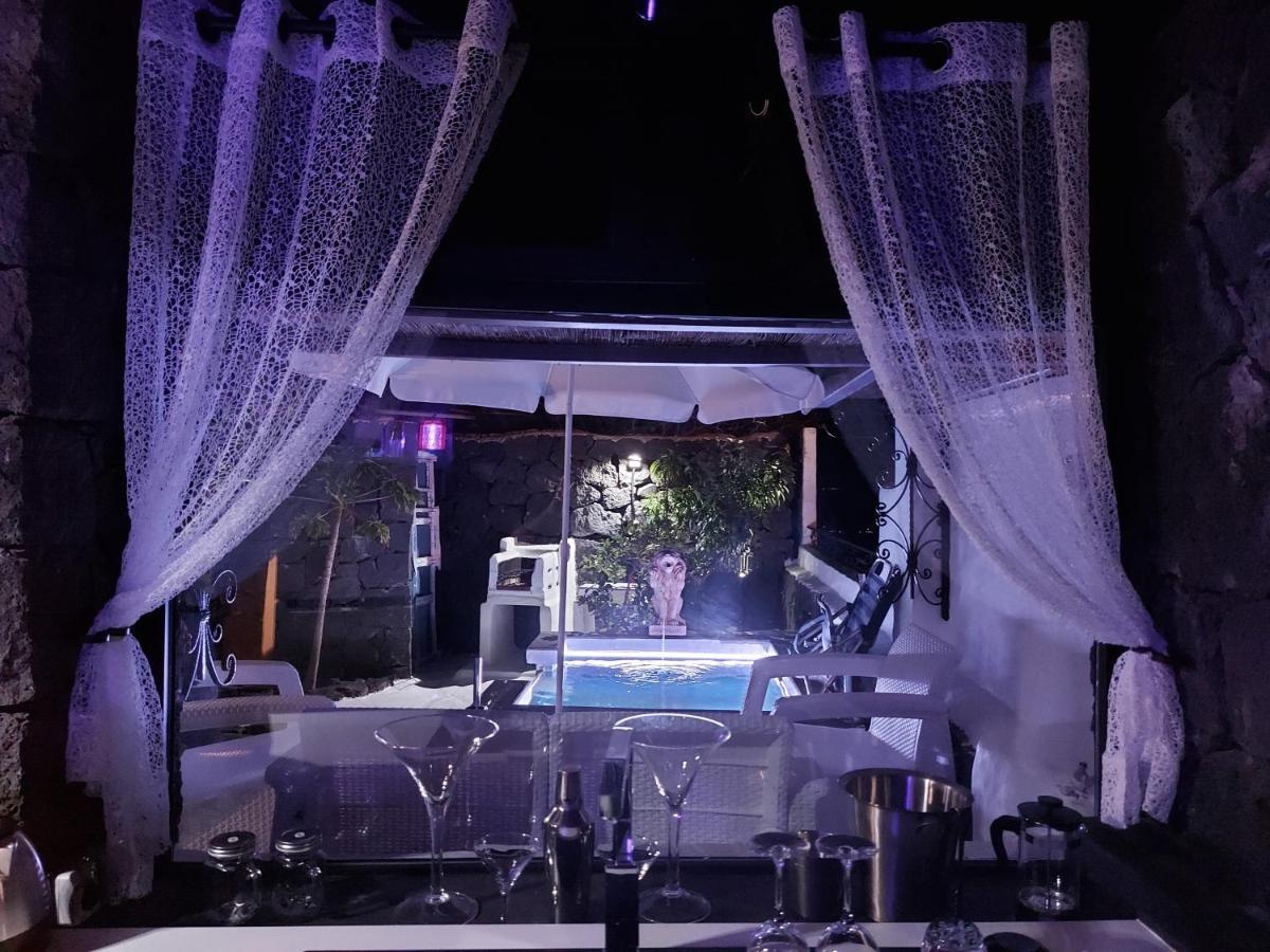Aloelux Villa ! - Private Villa With Jacuzzi, Cinema ,Massage ,Wonderful View, Art Desing Villa Conil 외부 사진