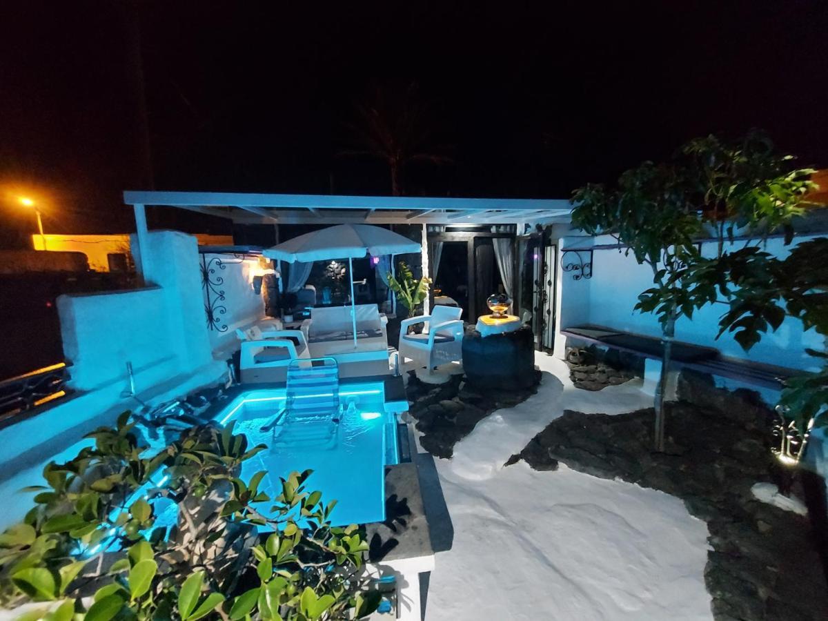 Aloelux Villa ! - Private Villa With Jacuzzi, Cinema ,Massage ,Wonderful View, Art Desing Villa Conil 외부 사진