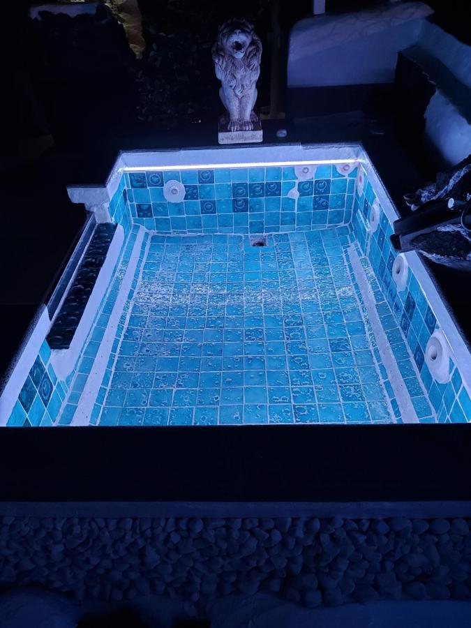 Aloelux Villa ! - Private Villa With Jacuzzi, Cinema ,Massage ,Wonderful View, Art Desing Villa Conil 외부 사진