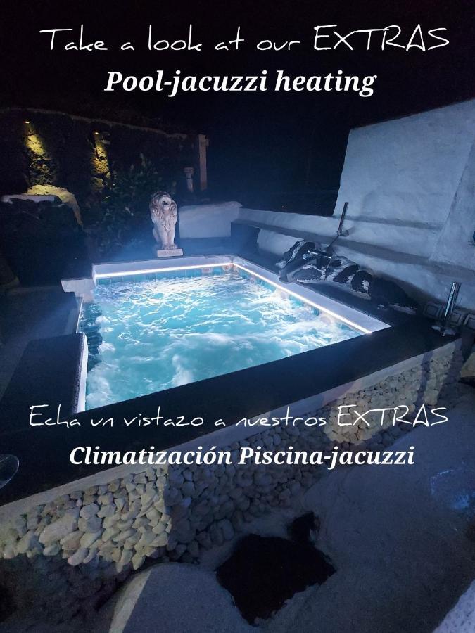 Aloelux Villa ! - Private Villa With Jacuzzi, Cinema ,Massage ,Wonderful View, Art Desing Villa Conil 외부 사진